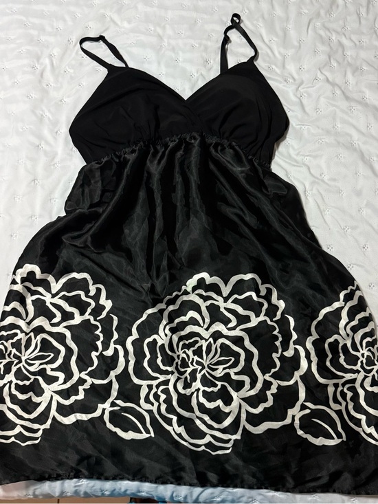 Dots Dresses & Skirts - Dots Black Mini Dress with White Floral Border